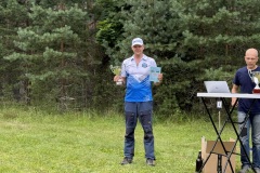 8892927D-AE9E-4BAF-BC45-DA298E51EF75_1_102_o